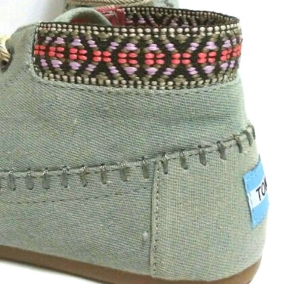 TOMS tribal/aztec booties - Picture 4 of 4